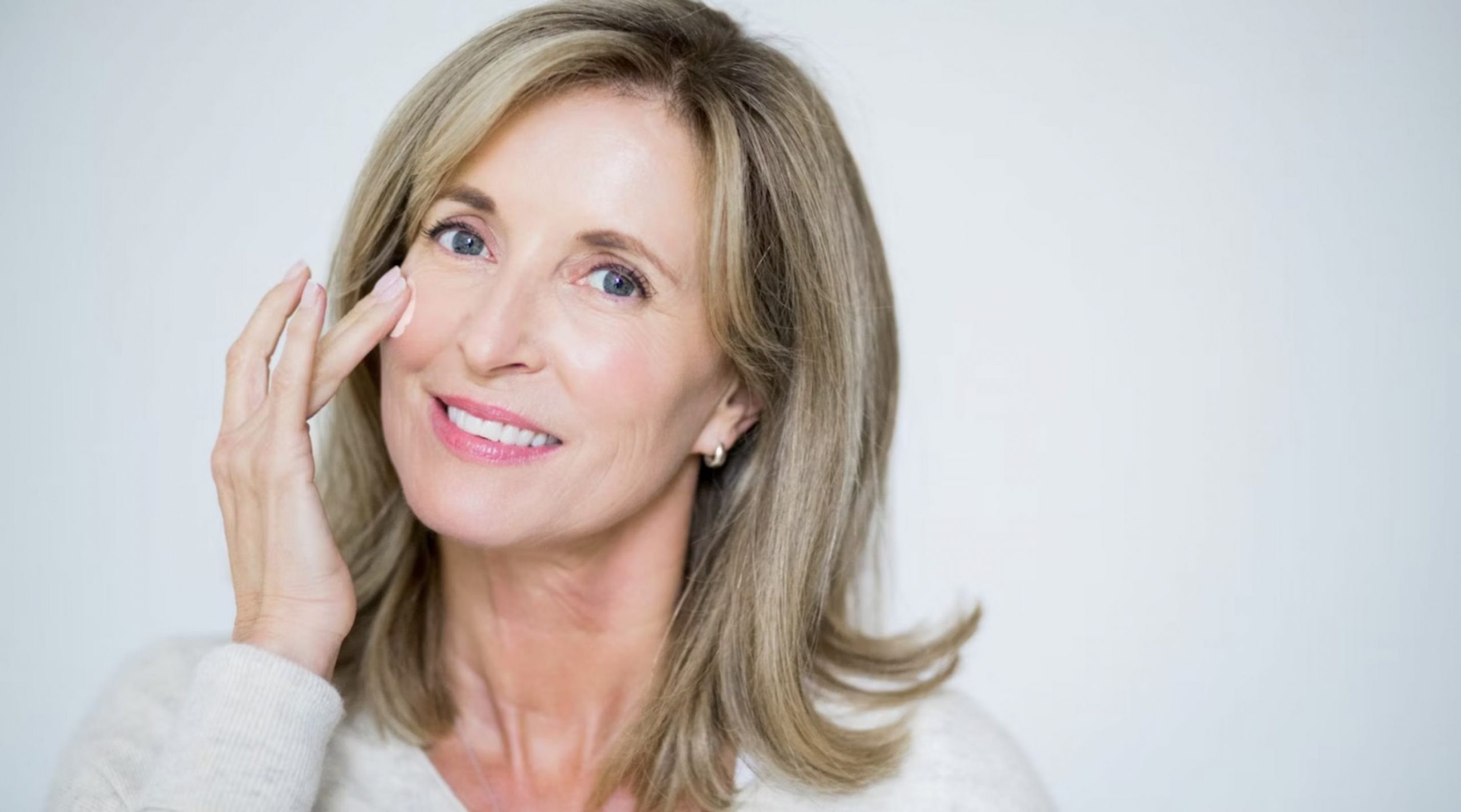 Crema facial antiarrugas especial para mujer a partir de los 50 años