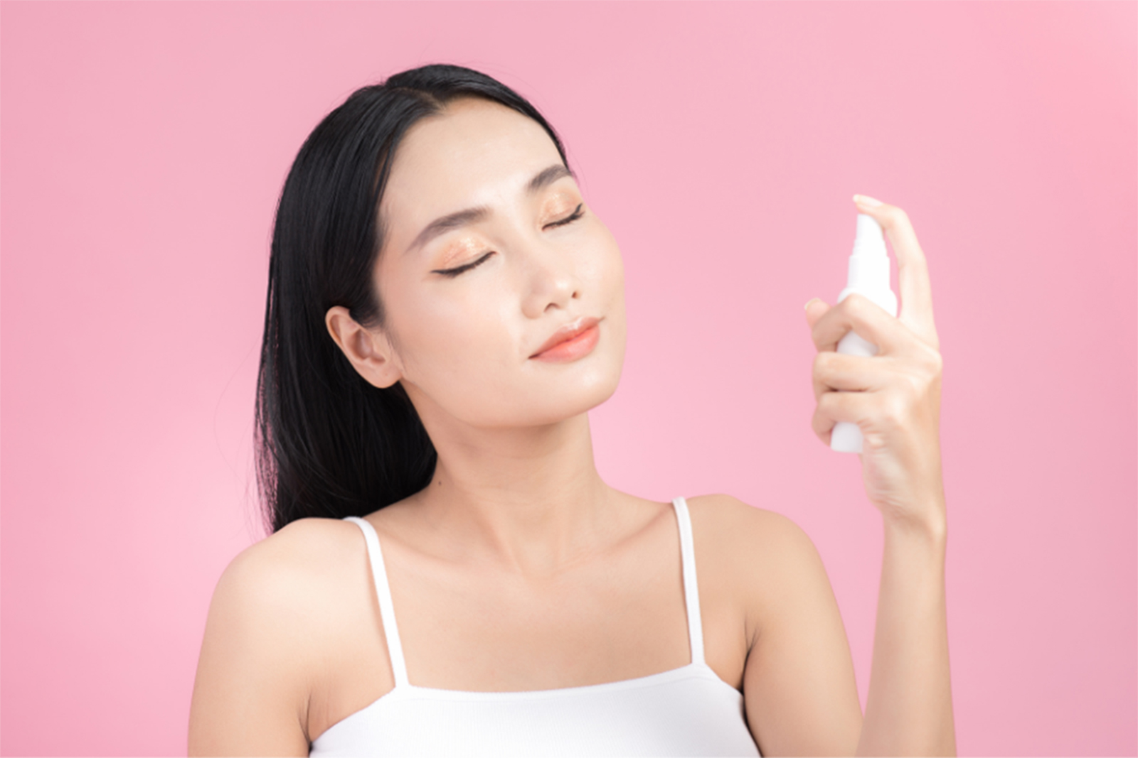 Debemos cuidar NUESTRA piel como se merece. Debemos cuidar NUESTRA tierra como se merece.